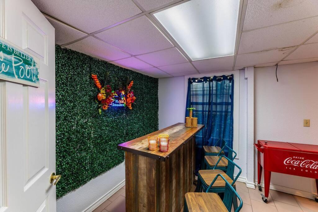 גלווסטון 5/3 With A Heated Pool 2 Min From Beach, Updated מראה חיצוני תמונה