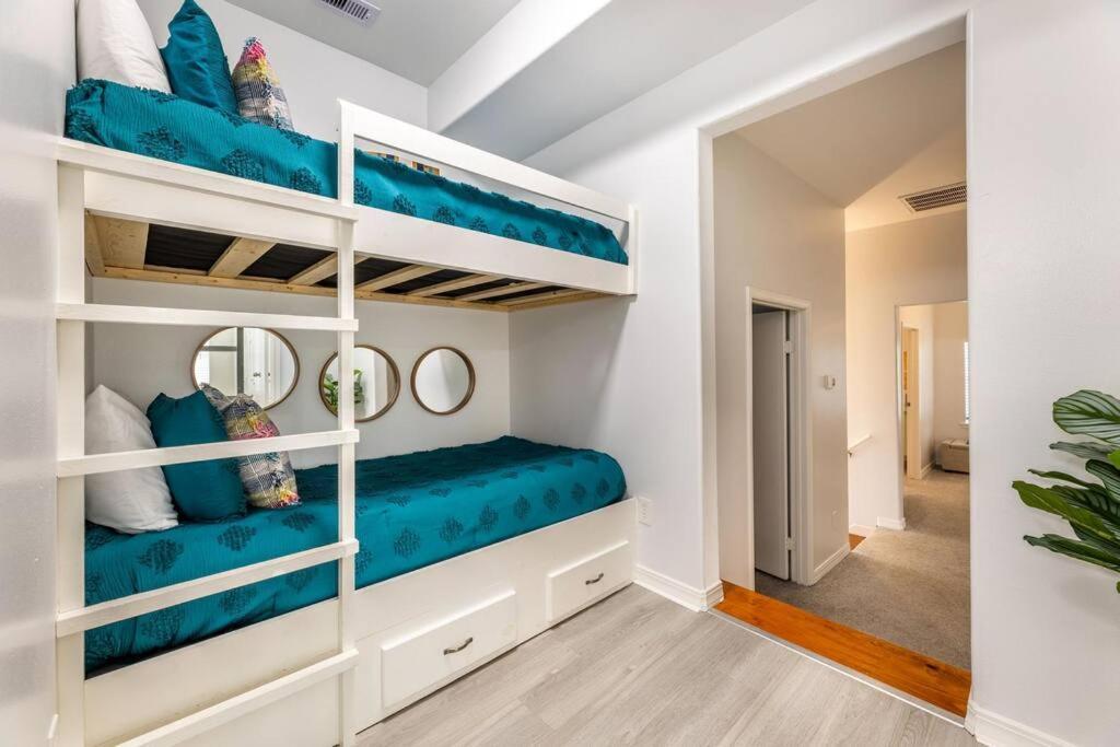 גלווסטון 5/3 With A Heated Pool 2 Min From Beach, Updated מראה חיצוני תמונה