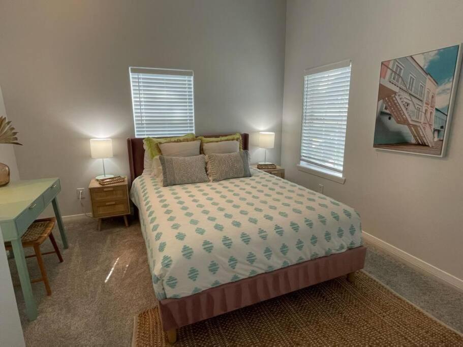 גלווסטון 5/3 With A Heated Pool 2 Min From Beach, Updated מראה חיצוני תמונה